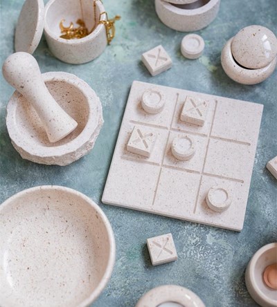 Suveniri i uporabni predmeti od bračkog kamena